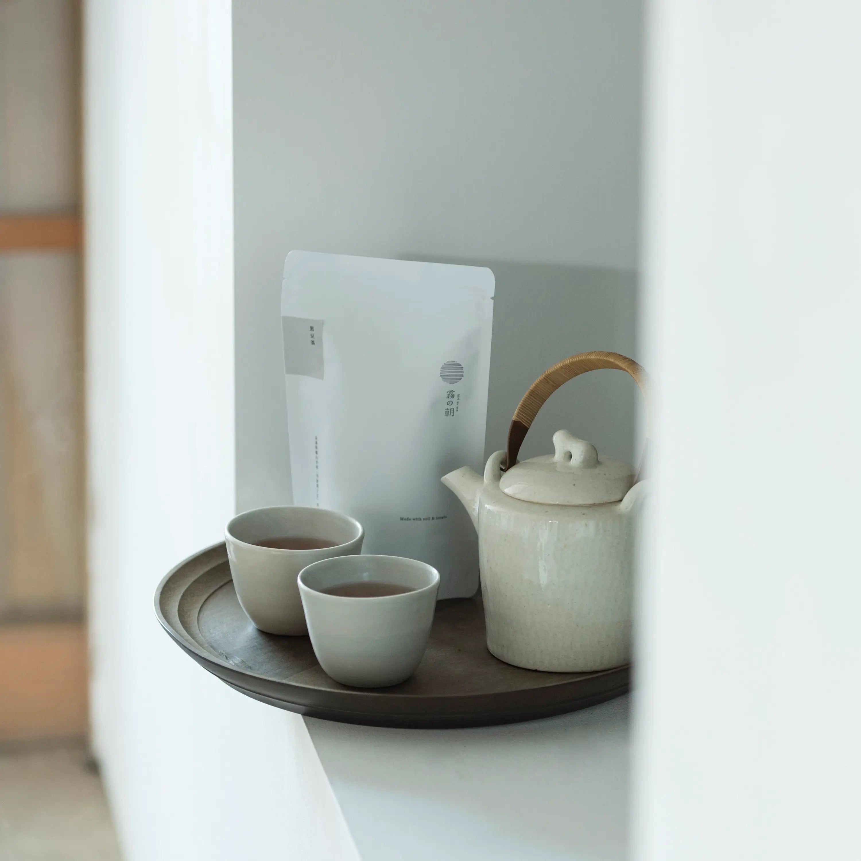 Shibori Amanatto – A Taste of Timeless Simplicity, Tanba Black Soybean Tea – Aromatic, Caffeine‑Free Brew